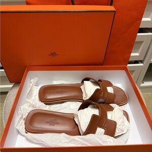 Hermes Brown Women's Sandals